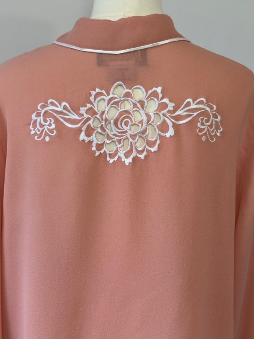 Bob Mackie Wearable Art Silk Blouse Blush Pink Cutwork Embroidery Size 2X - Picture 6 of 13
